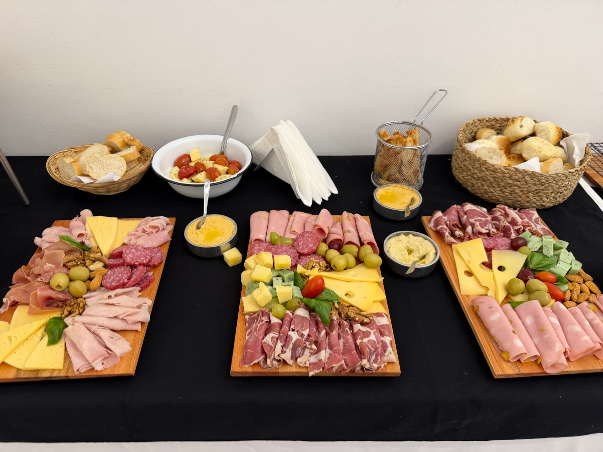Picada de fiambres y quesos de Dapont